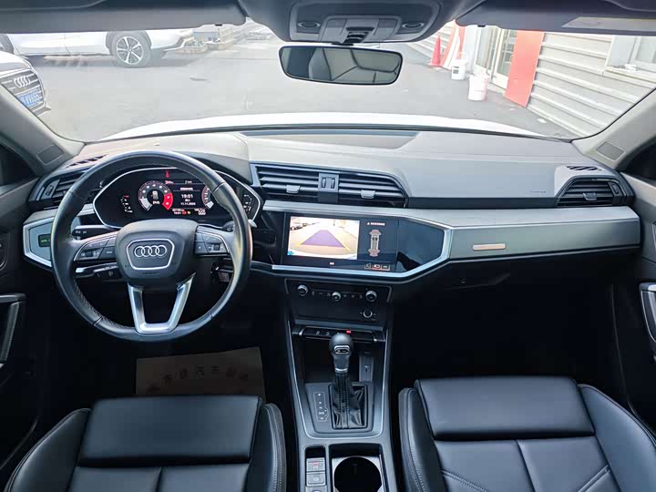 Фото 5 - Audi Q3