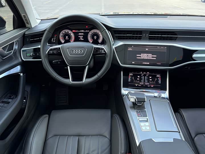 Фото 8 - Audi A6L