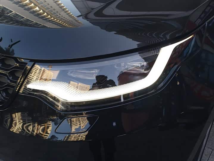 Фото 5 - Land Rover Discovery