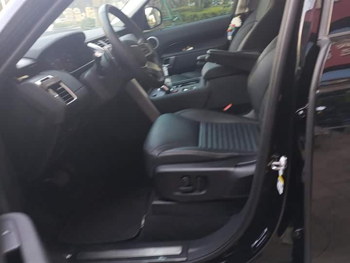 Фото 9 - Land Rover Discovery