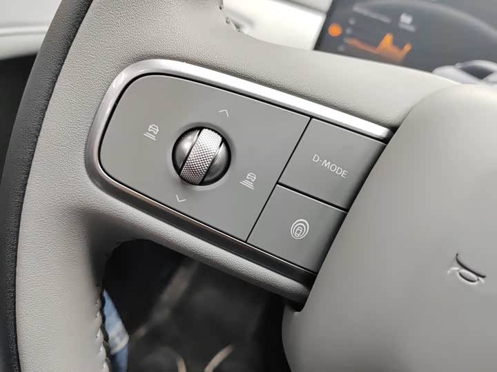 Фото 7 - Nissan N7