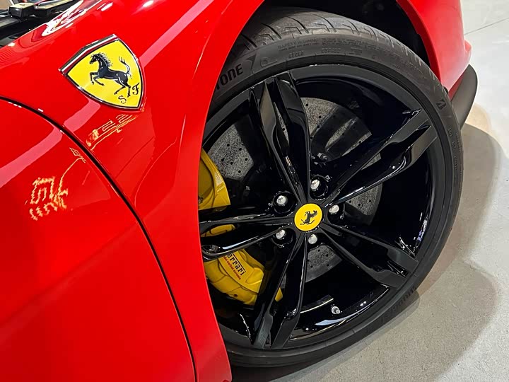 Фото 5 - Ferrari 296