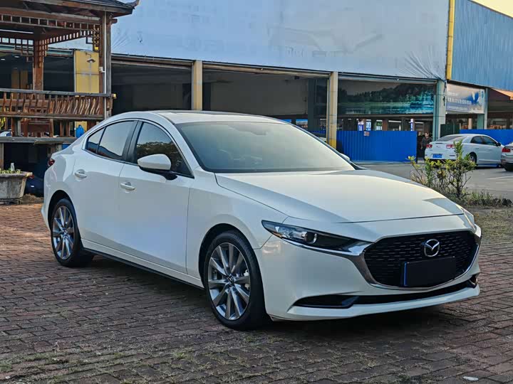 Фото 3 - Mazda 3 (Axela)