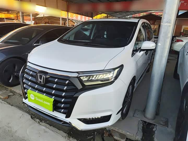 Фото 2 - Honda Elysion