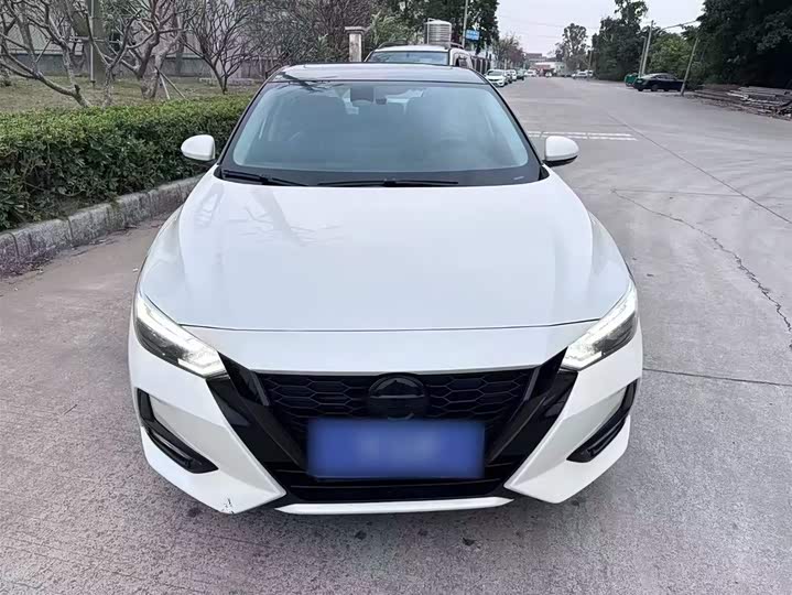 Фото 9 - Nissan Sylphy