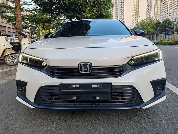 Фото 2 - Honda Civic