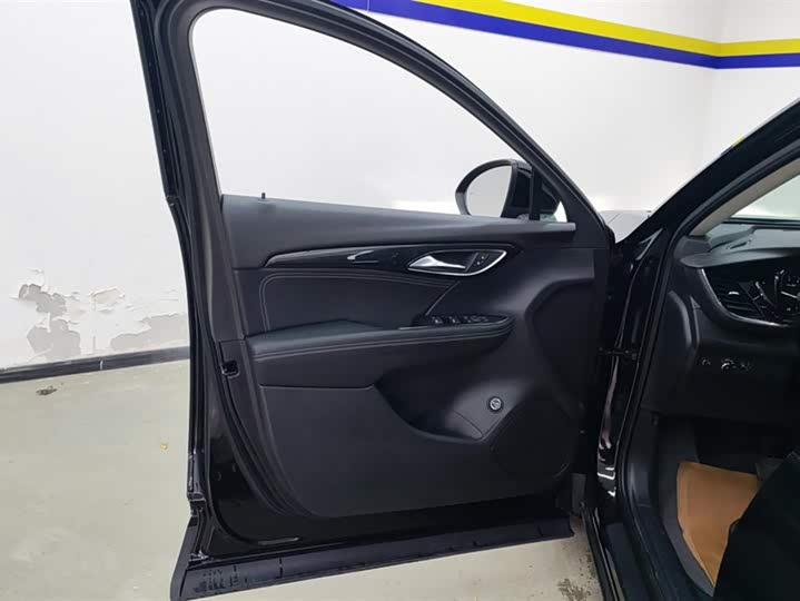 Фото 7 - Buick Envision Plus