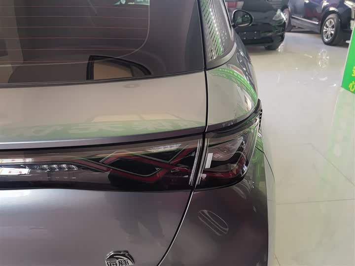 Фото 8 - BYD Dolphin