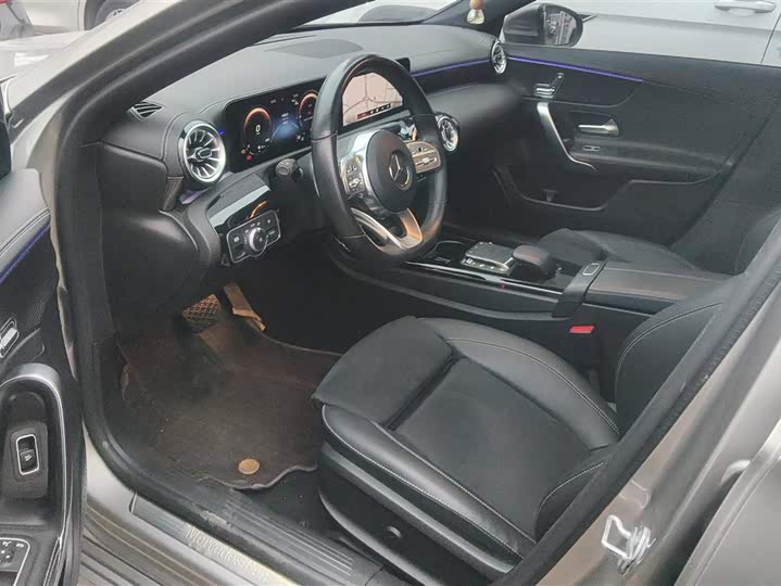 Фото 9 - Mercedes-Benz A-Class