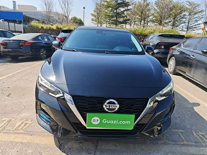 Фото 3 - Nissan Sylphy