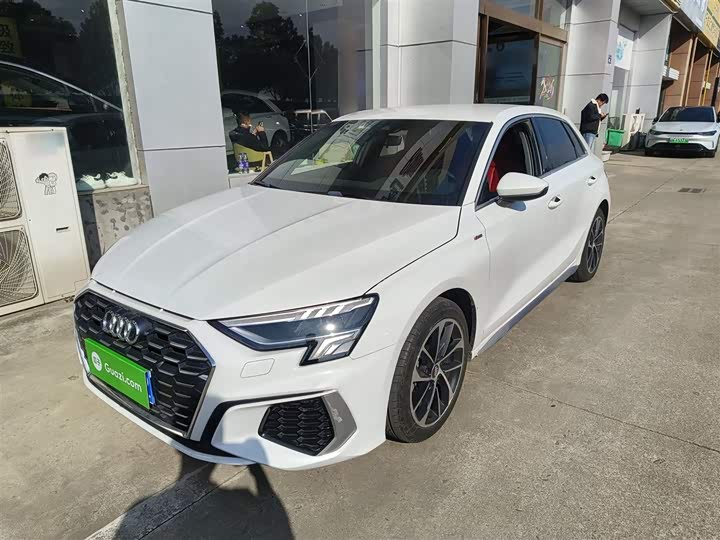 Фото 1 - Audi A3