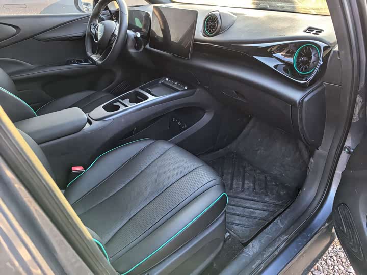 Фото 9 - BYD Dolphin