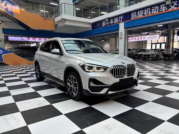 Фото 3 - BMW X1
