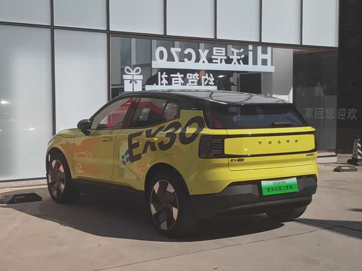 Фото 4 - Volvo EX30