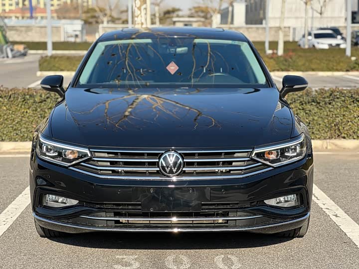 Фото 2 - Volkswagen Magotan