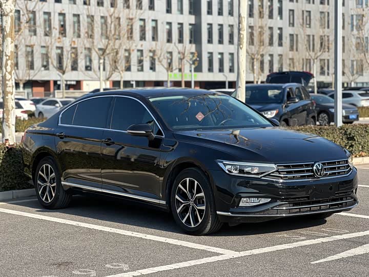 Фото 3 - Volkswagen Magotan