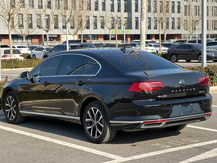 Фото 6 - Volkswagen Magotan