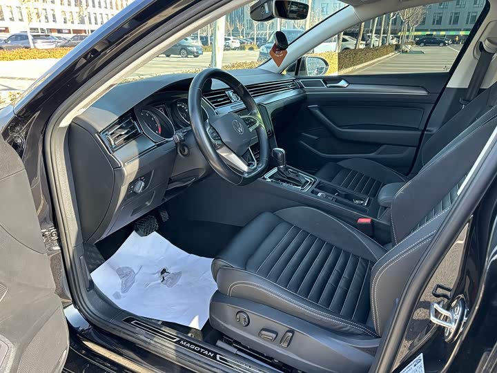 Фото 9 - Volkswagen Magotan