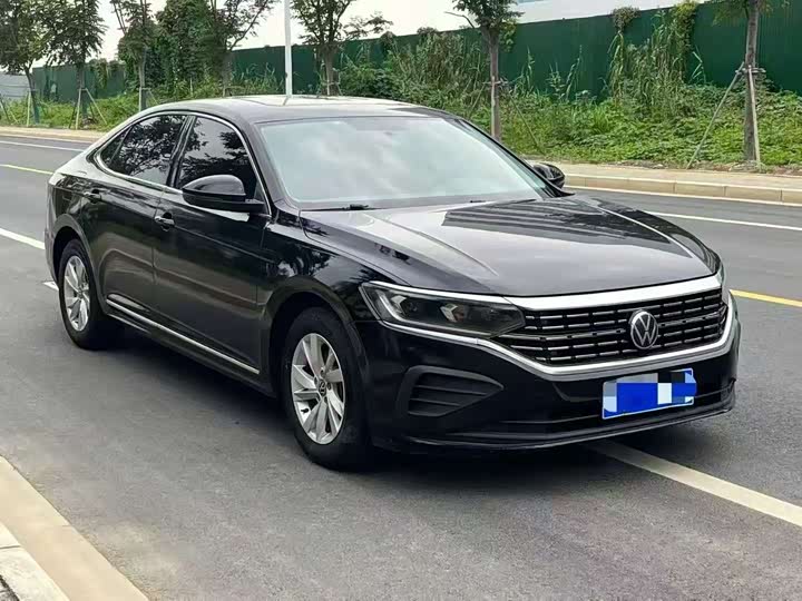 Фото 3 - Volkswagen Passat