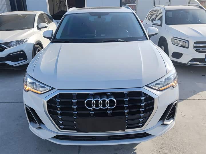 Фото 3 - Audi Q3