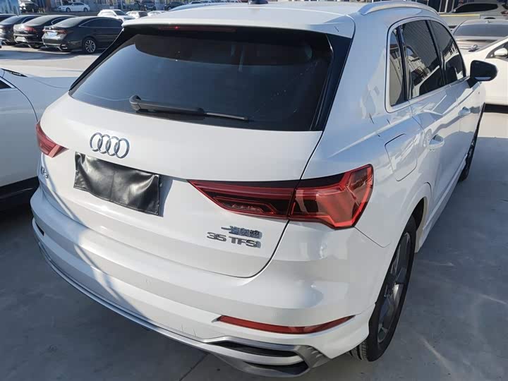 Фото 7 - Audi Q3