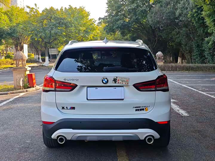 Фото 8 - BMW X1