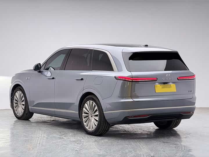 Фото 6 - Nio Onvo L90