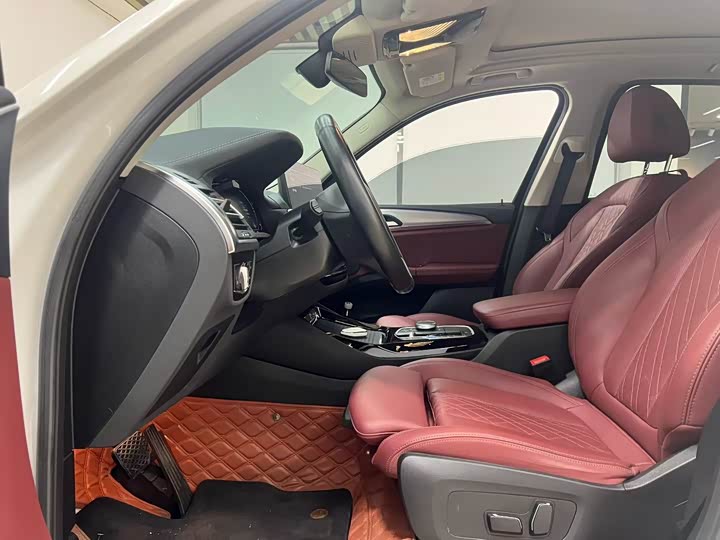 Фото 4 - BMW iX3