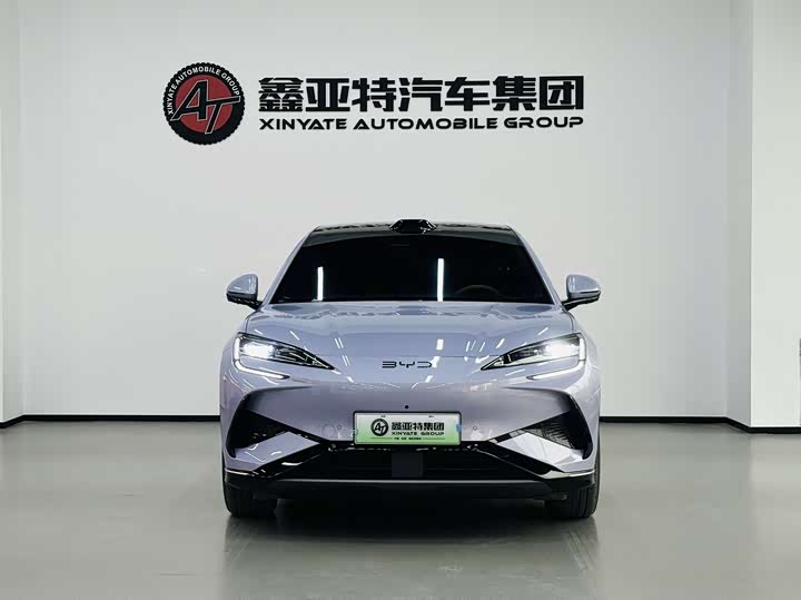 Фото 3 - BYD Sea Lion 07 EV