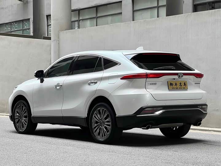 Фото 6 - Toyota Harrier
