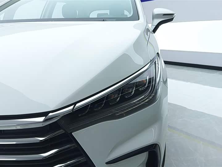 Фото 5 - BYD Song Max