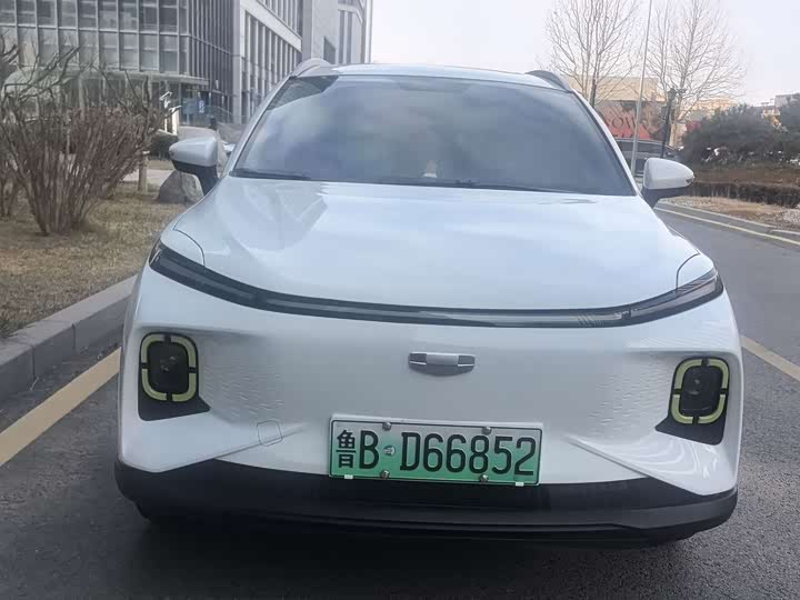 Фото 2 - Geely Geometry E Firefly