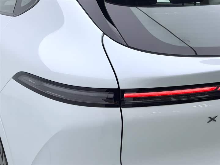 Фото 9 - XPeng G6