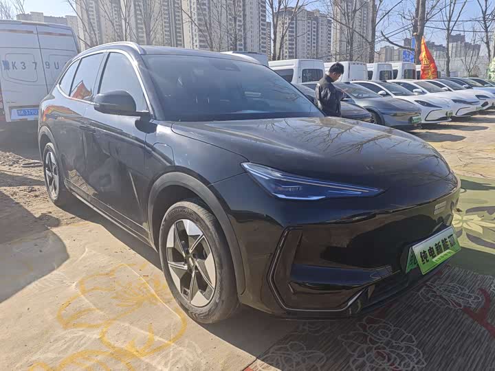 Фото 3 - Geely Galaxy E5