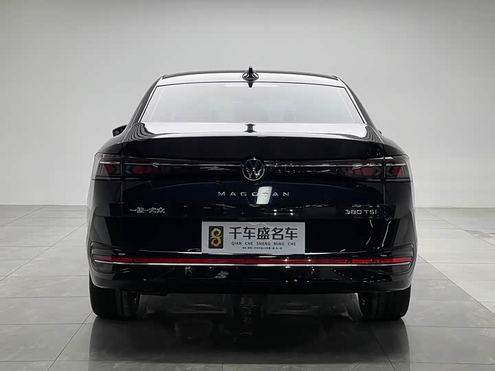 Фото 5 - Volkswagen Magotan