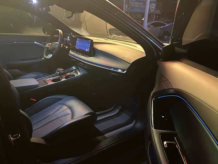 Фото 4 - MG Motor 7