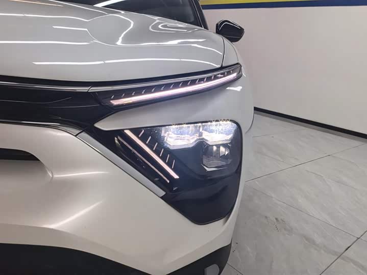 Фото 5 - Citroen C5 X