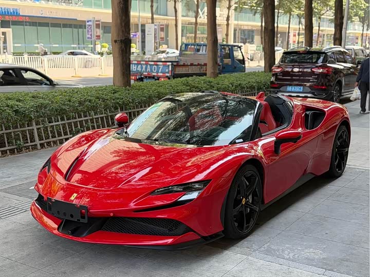 Фото 1 - Ferrari SF90