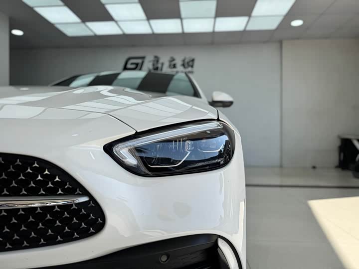 Фото 4 - Mercedes-Benz C-Class