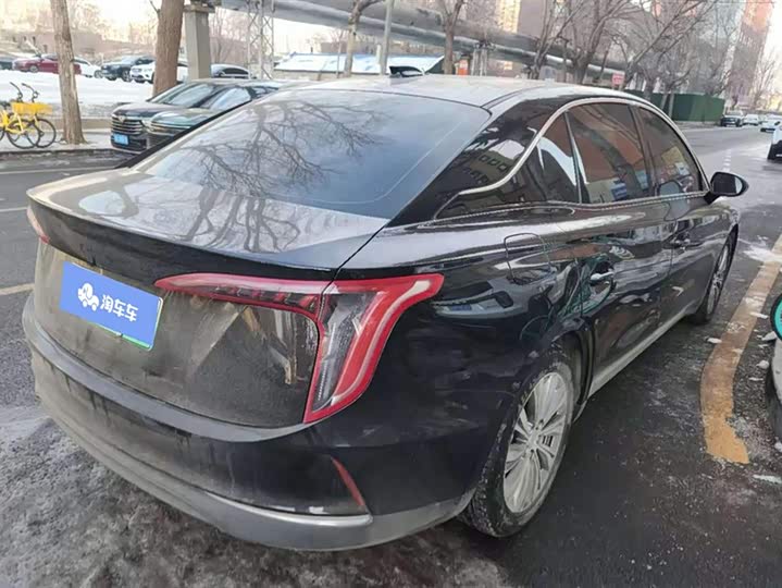 Фото 3 - Hongqi E-QM5