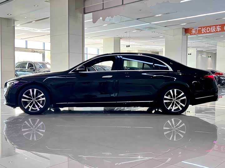 Фото 3 - Mercedes-Benz S-Class