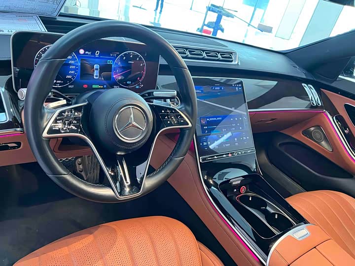 Фото 5 - Mercedes-Benz S-Class