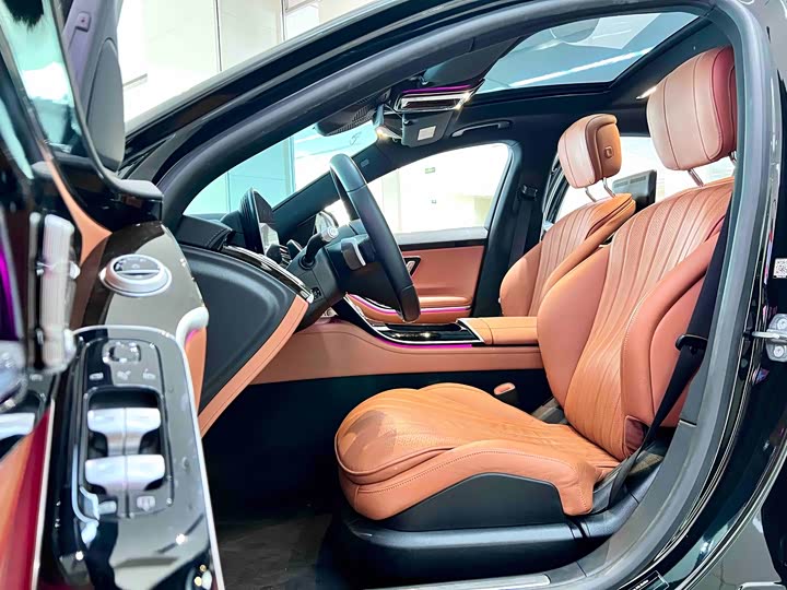 Фото 7 - Mercedes-Benz S-Class