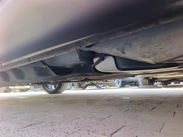 Фото 6 - Lincoln Nautilus