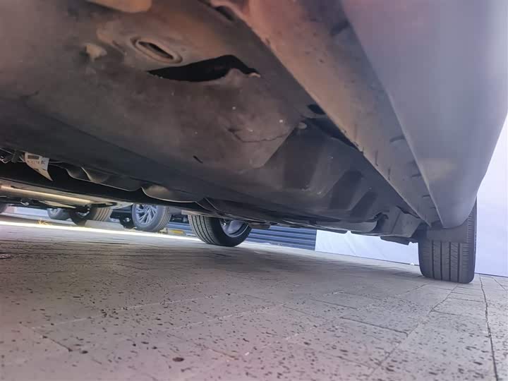 Фото 8 - Lincoln Nautilus