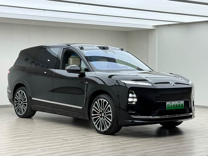 Фото 4 - Nio ES8