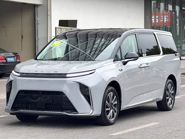 Фото 2 - Maxus Mifa 9