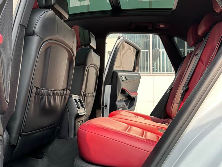 Фото 9 - Porsche Macan