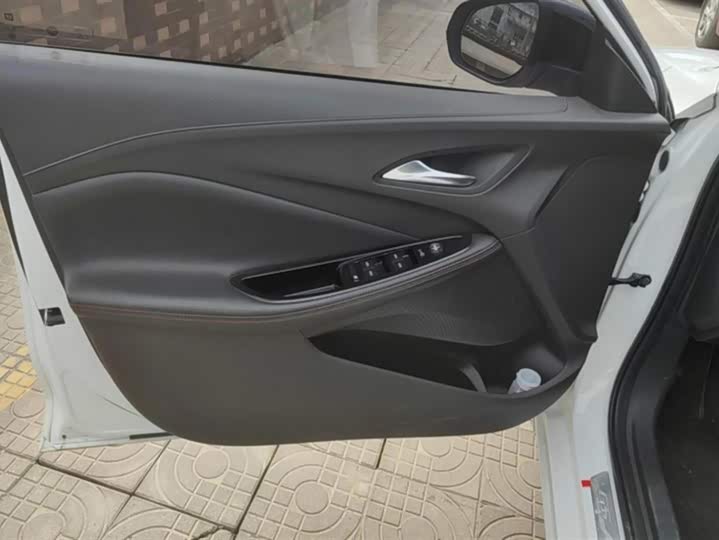 Фото 7 - Buick Verano