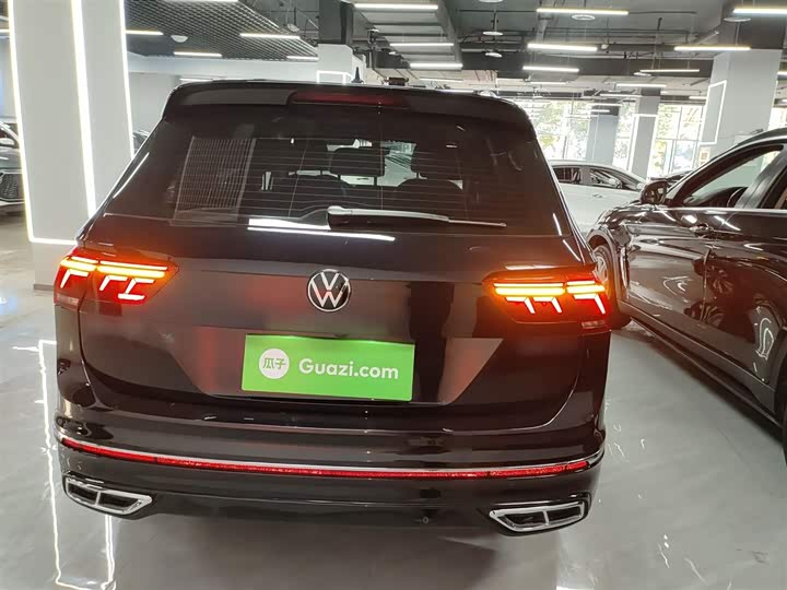 Фото 6 - Volkswagen Tiguan L Pro